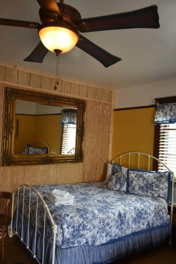 Victorian Inn & Carriage House Gardiner Exteriör bild